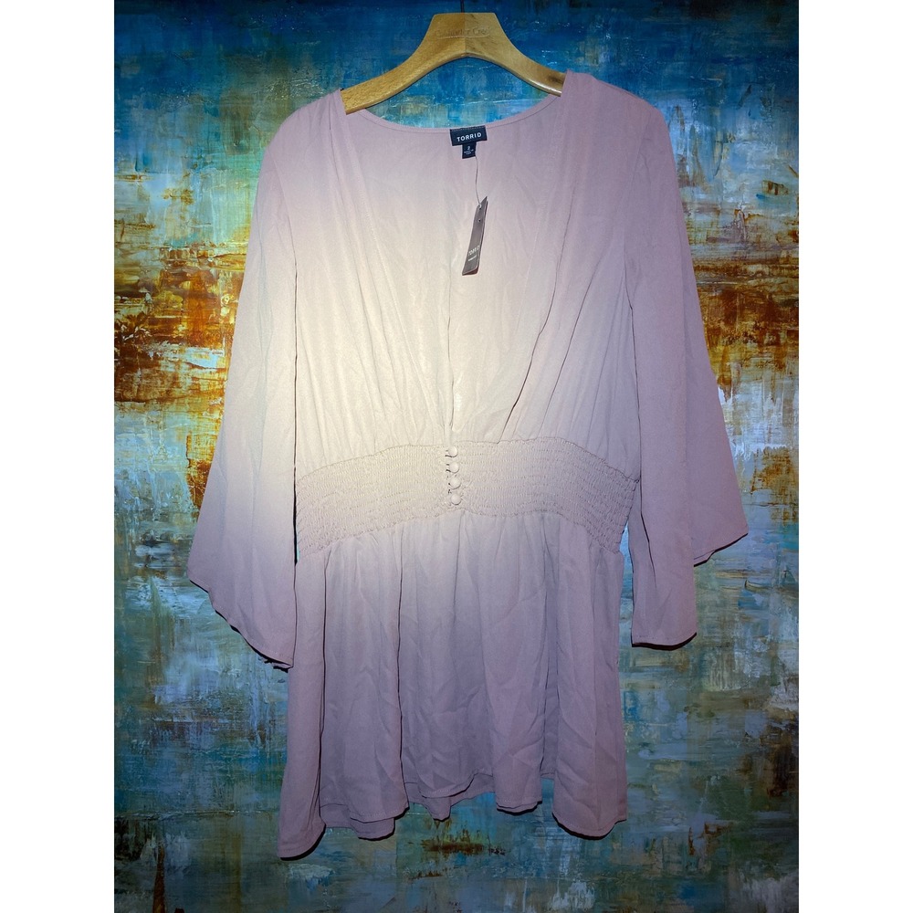 Torrid Womens Plus Size 2 Blush Pink Babydoll Blouse Bell Sleeve V-Neck 11618473